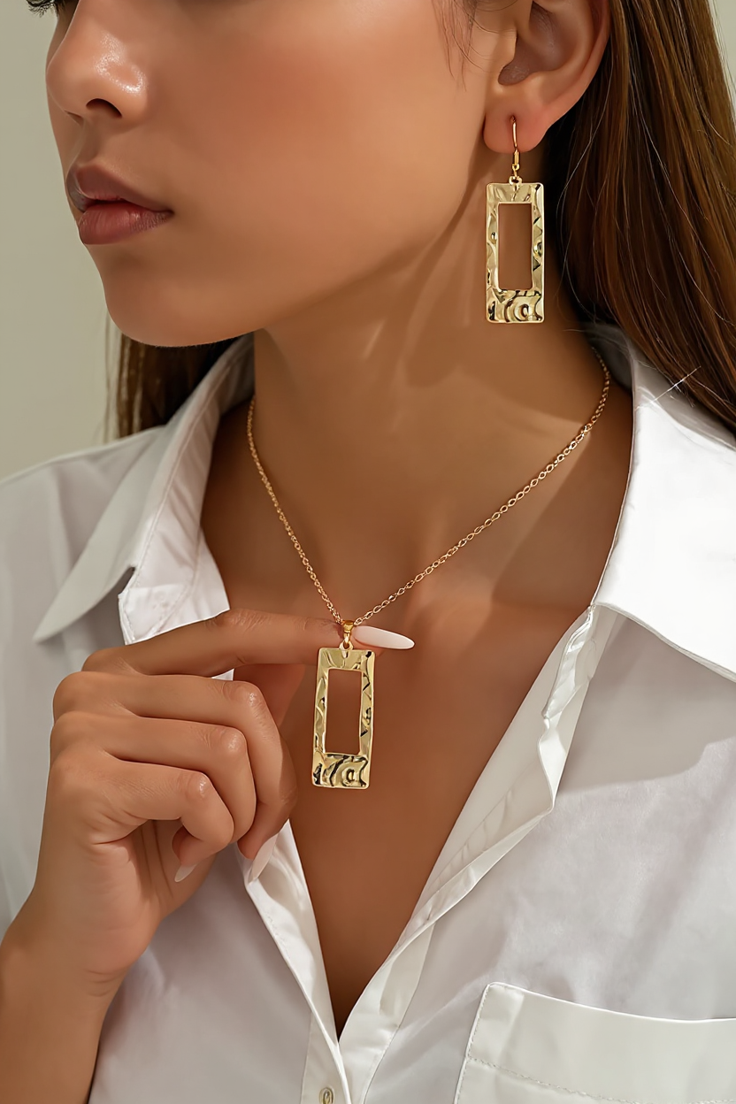 Solenne Gold Hammered Necklace Earrings Set - pinterest